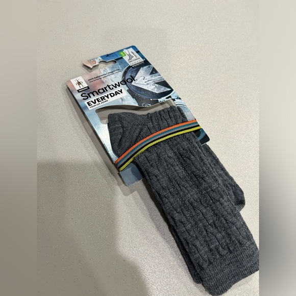 Smartwool Women's M Medium Everyday Cable Zero Cushion Crew Socks Grey NWT - Picture 1 of 7